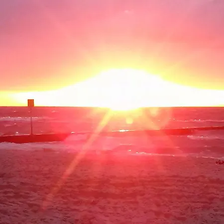 Apartment Piano Diva I Lux Relax